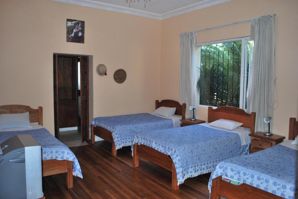 Travellers Inn Quito Bilik gambar