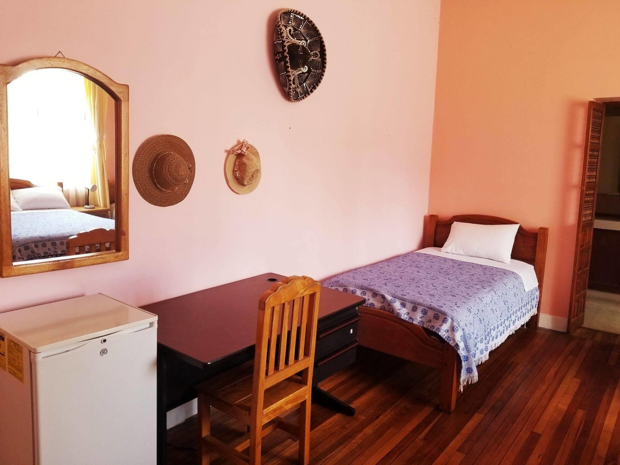 Travellers Inn Quito Luaran gambar